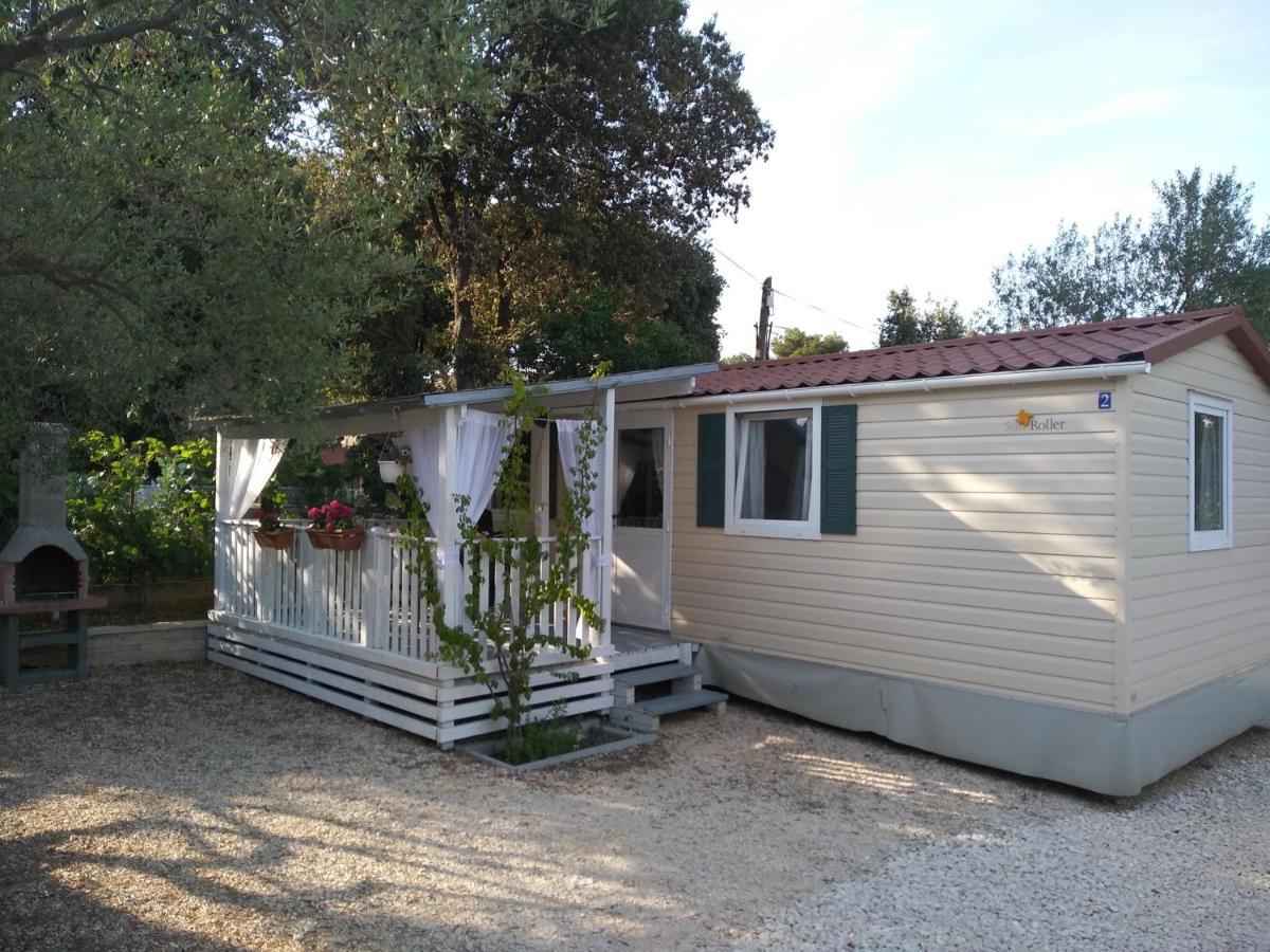Villa Jadranka Pakoštane Buitenkant foto